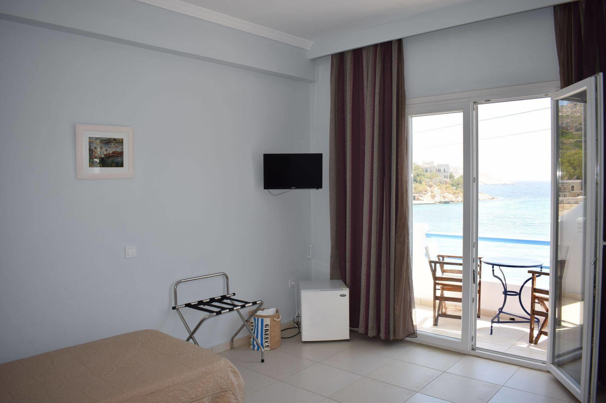 Vari Beach Hotel Dış mekan fotoğraf